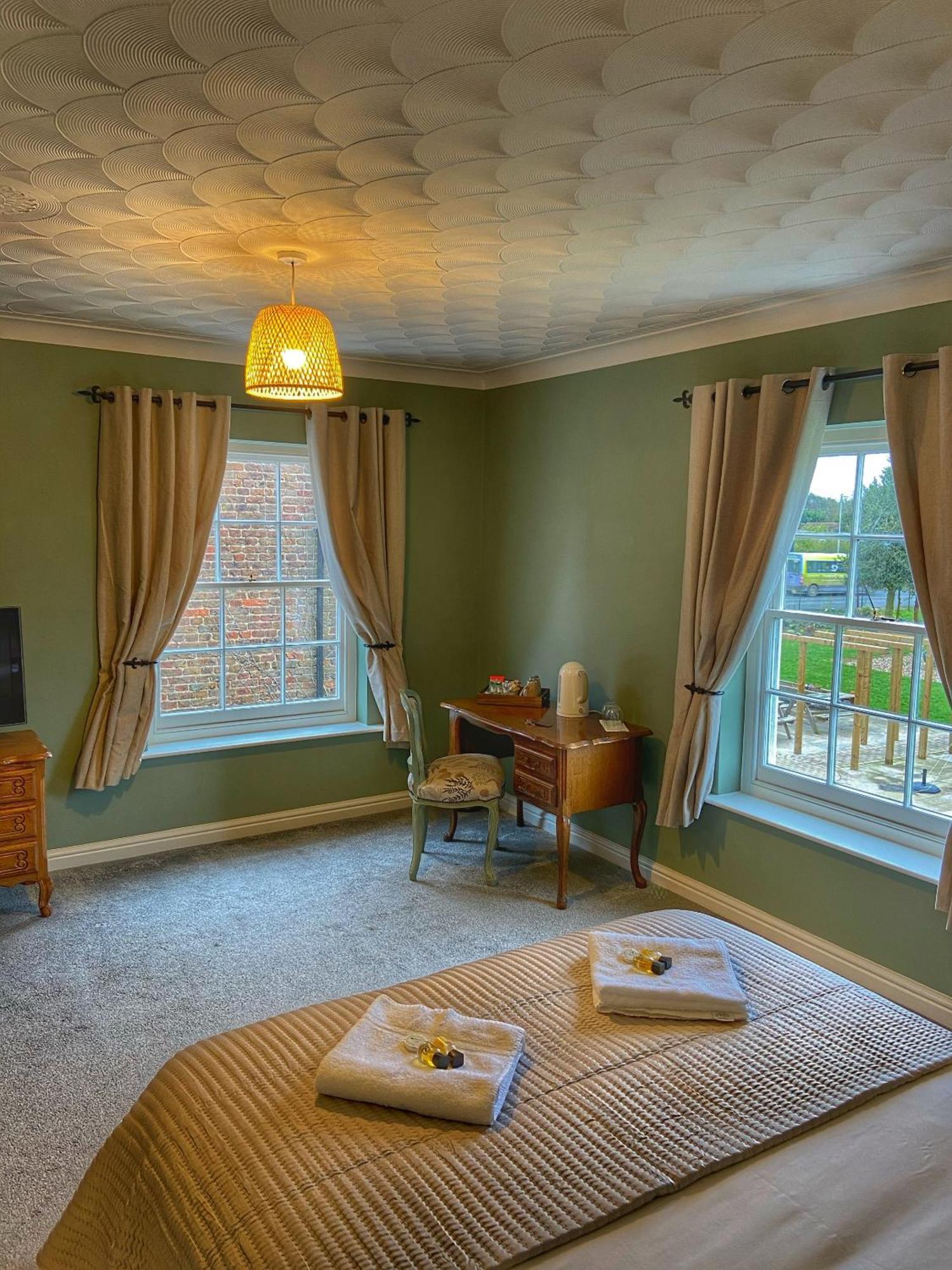 The Leagate Inn Coningsby Room photo